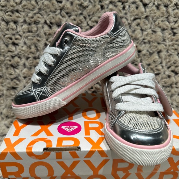 ROXY Girls Aliso Silver Sparkle Sneakers Girls US Size 10 Brand New With Box - Picture 3 of 11